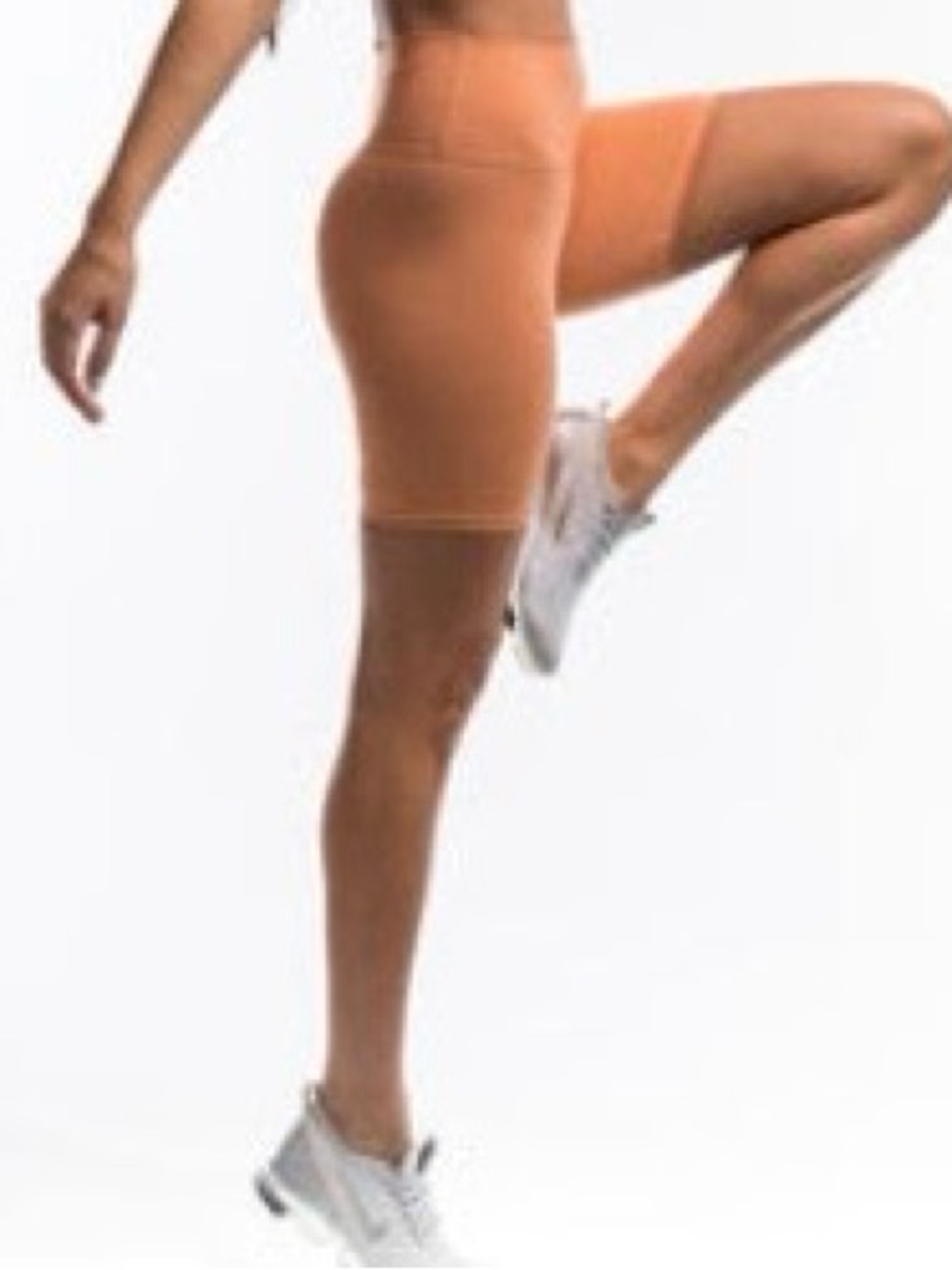 NWOT ECHT Force Scrunch Bike
Shorts - Peach Orange - Size L